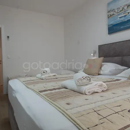 Nadia Apartman *